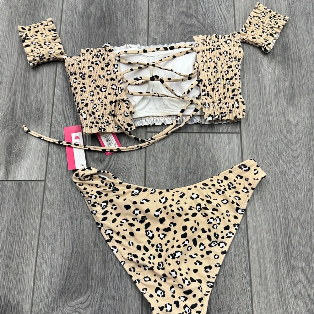 Leopard Print Off-Shoulder Bikini Set NWT - Picture 3 of 4